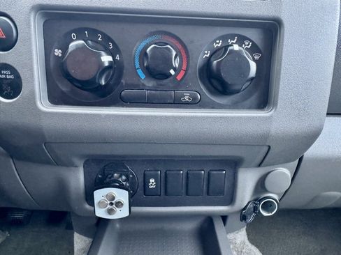 Used 2016 Nissan Frontier S image 21