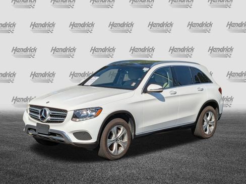 Certified 2018 Mercedes-Benz GLC 300 4MATIC image 5
