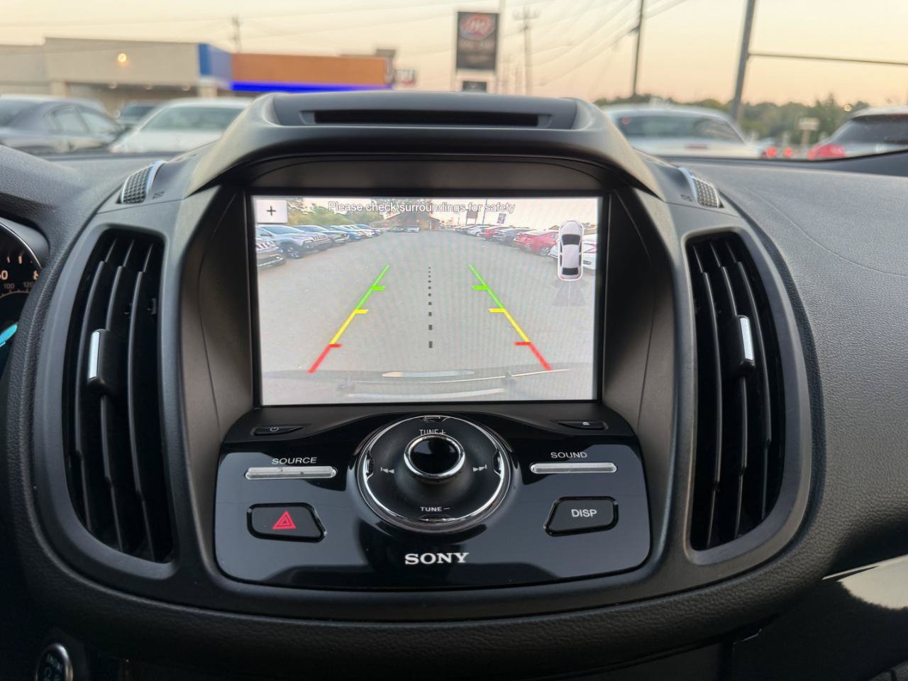 Used 2017 Ford Escape Titanium FWD image 17