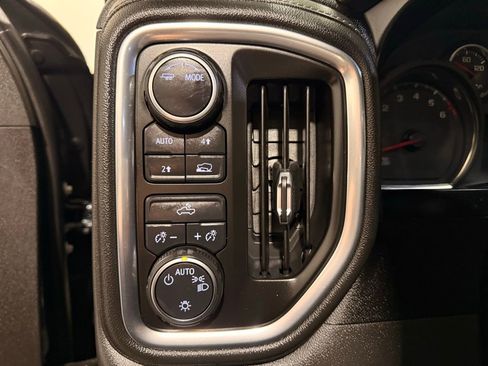 Used 2020 Chevrolet Silverado 1500 LT w/ Texas Edition image 16