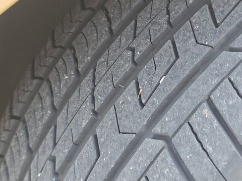 Used 2005 Ford Thunderbird RWD image 7
