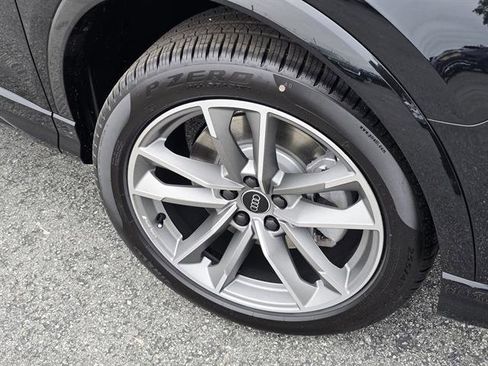 Used 2025 Audi Q3 2.0T Premium w/ Convenience Package image 31