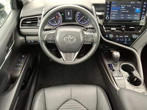 Certified 2023 Toyota Camry SE w/ Cold Weather Package FWD image 13