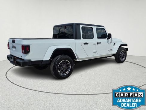 Used 2023 Jeep Gladiator Overland AWD/4WD image 7