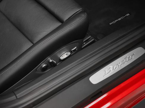 Certified 2019 Porsche 718 Boxster RWD image 22
