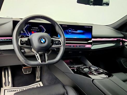 Used 2024 BMW 540i xDrive w/ Premium Package AWD/4WD image 13