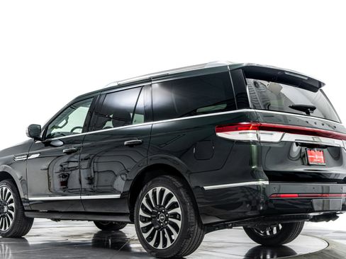 Used 2022 Lincoln Navigator Black Label image 38