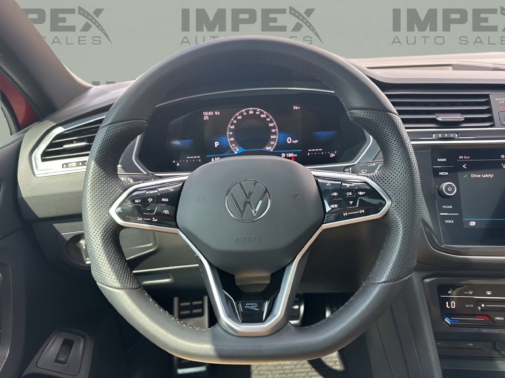 Used 2024 Volkswagen Tiguan SE R-Line AWD/4WD image 14