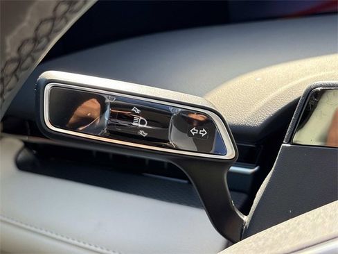 New 2026 Lincoln Nautilus Premier image 33