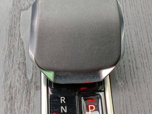 Used 2026 Land Rover Range Rover Evoque Dynamic SE image 15