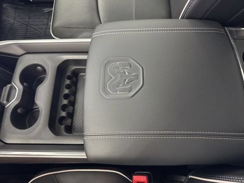 New 2026 RAM 3500 Laramie AWD/4WD image 45