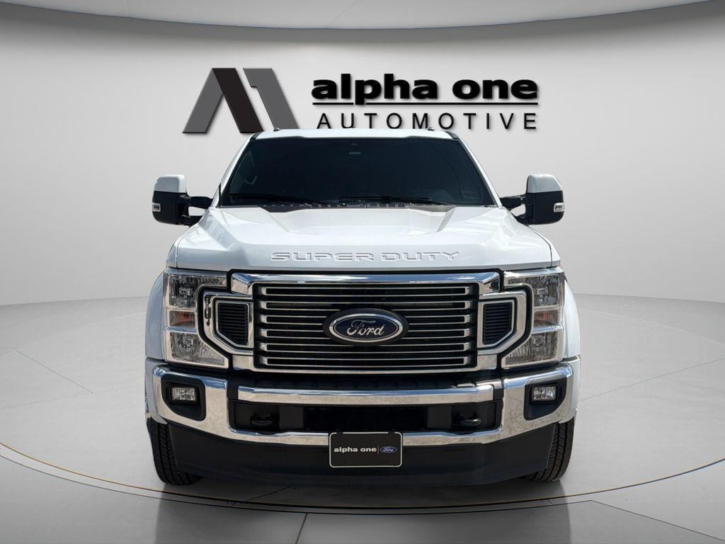 Used 2022 Ford F450 Lariat w/ Lariat Value Package AWD/4WD image 2