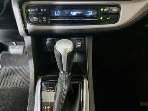 Used 2017 Toyota Corolla LE FWD image 22