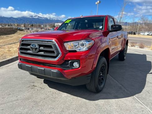 Used 2022 Toyota Tacoma SR5 image 3