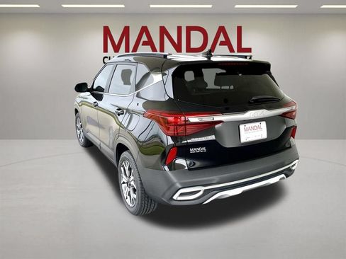 Used 2023 Kia Seltos EX AWD/4WD image 8