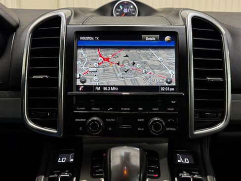 Used 2014 Porsche Cayenne GTS AWD/4WD image 13
