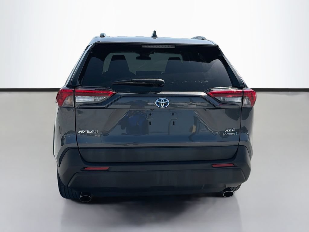 Used 2023 Toyota RAV4 XLE AWD/4WD image 6