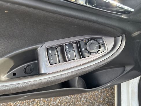 Used 2023 Chevrolet Malibu LS FWD image 8