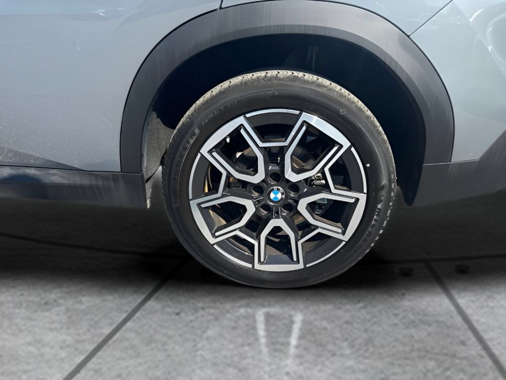 Used 2025 BMW X2 xDrive28i AWD/4WD image 24