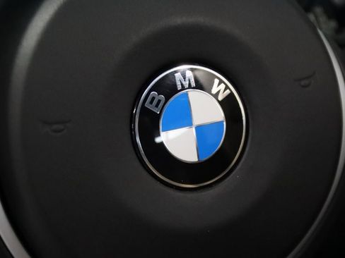 Used 2018 BMW M4 Convertible image 47