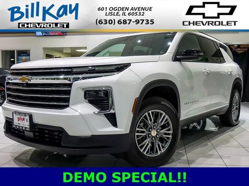 New 2026 Chevrolet Traverse LT w/ Driver Confidence Package image 1