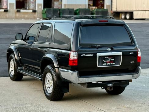Used 2002 Toyota 4Runner SR5 RWD image 14