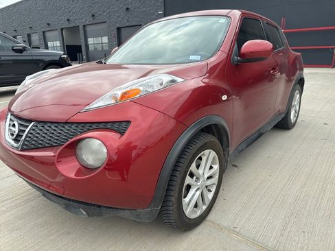 Used 2014 Nissan Juke SL image 1