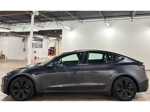 Used 2024 Tesla Model 3 Long Range RWD image 8