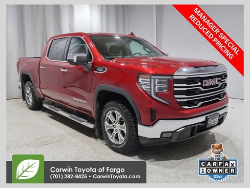 Used 2023 GMC Sierra 1500 SLT AWD/4WD image 1