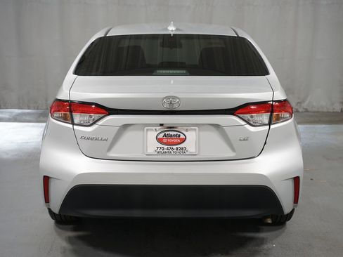 Used 2024 Toyota Corolla LE image 7