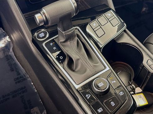 Used 2023 Kia Sportage EX image 17