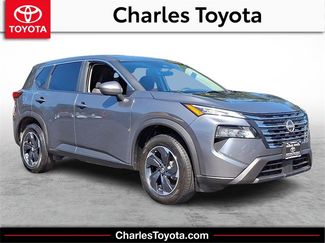 Used 2024 Nissan Rogue SV video 1