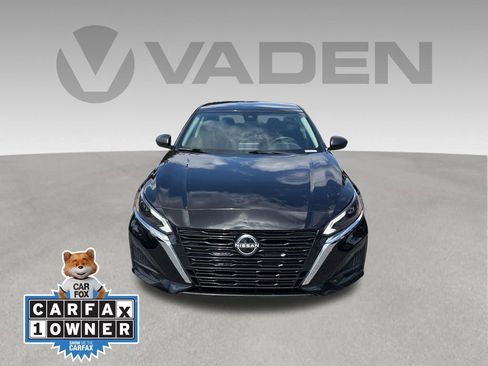 Used 2025 Nissan Altima 2.5 S FWD image 2