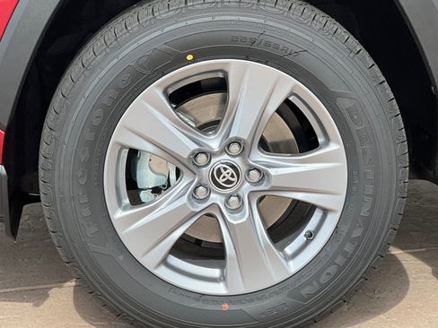 New 2025 Toyota RAV4 XLE image 34