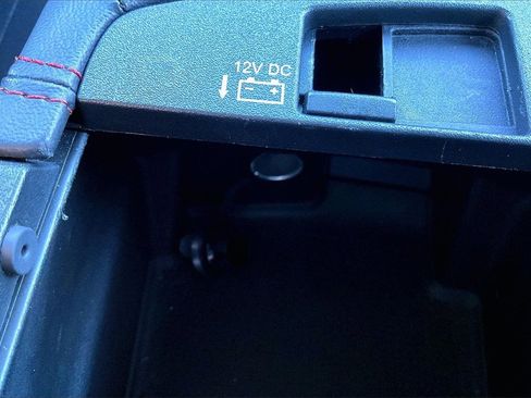 Used 2025 Dodge Durango GT image 33