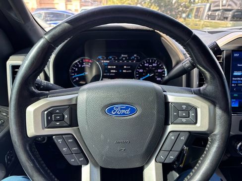 Used 2022 Ford F250 4x4 Crew Cab Super Duty image 28