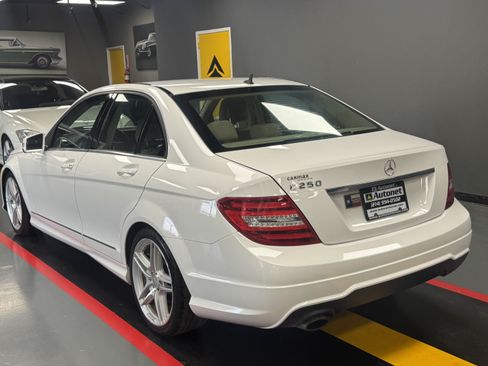 Used 2013 Mercedes-Benz C 250 Sedan image 8