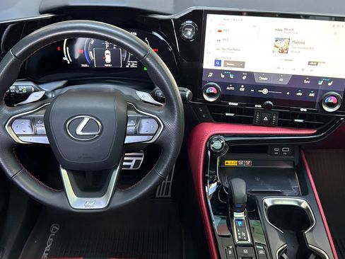 Certified 2025 Lexus NX 450h+ F Sport AWD/4WD image 33