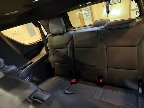 Used 2025 Chevrolet Tahoe Z71 image 18