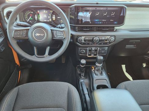Used 2025 Jeep Wrangler Unlimited Sport S 4xe AWD/4WD image 10