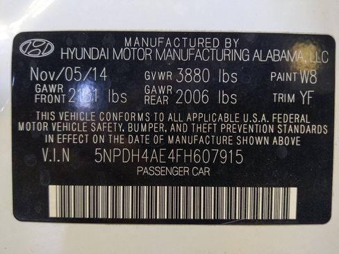 Used 2015 Hyundai Elantra SE FWD image 33