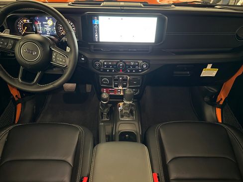 New 2025 Jeep Wrangler Unlimited Rubicon 392 image 12