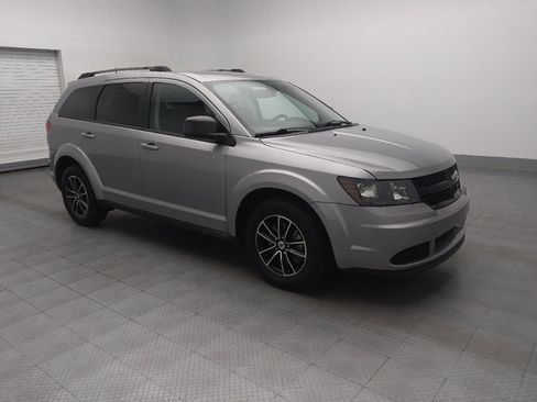 Used 2018 Dodge Journey SE w/ Popular Equipment Group image 11