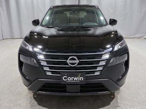 Used 2025 Nissan Rogue SV AWD/4WD image 7