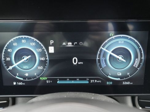 Used 2025 Hyundai Elantra SEL image 28