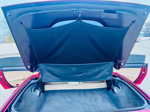 Used 2005 Chevrolet Corvette Coupe w/ Preferred Equipment Group image 28