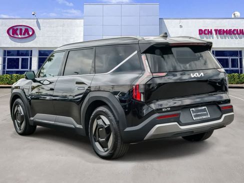 Certified 2024 Kia EV9 Wind AWD/4WD image 6