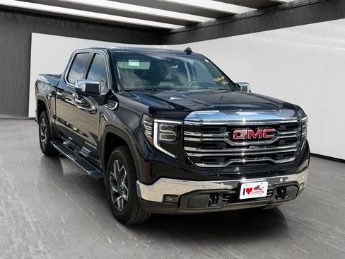 Used 2026 GMC Sierra 1500 SLT AWD/4WD image 7