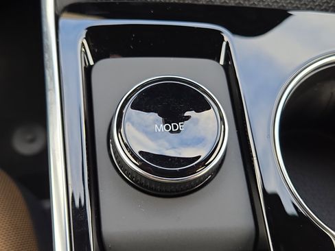 New 2026 Chevrolet Equinox ACTIV w/ Convenience Package III image 24