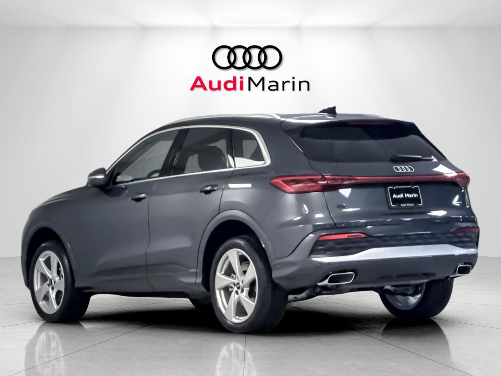 Used 2026 Audi Q5 Premium AWD/4WD image 3